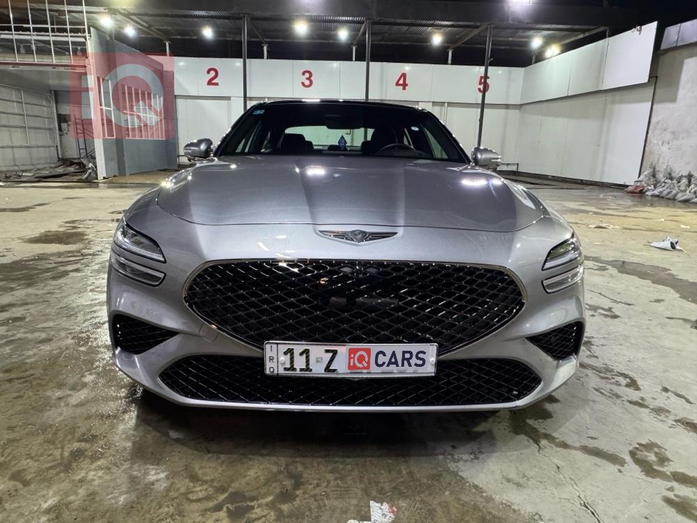 جنسس G70